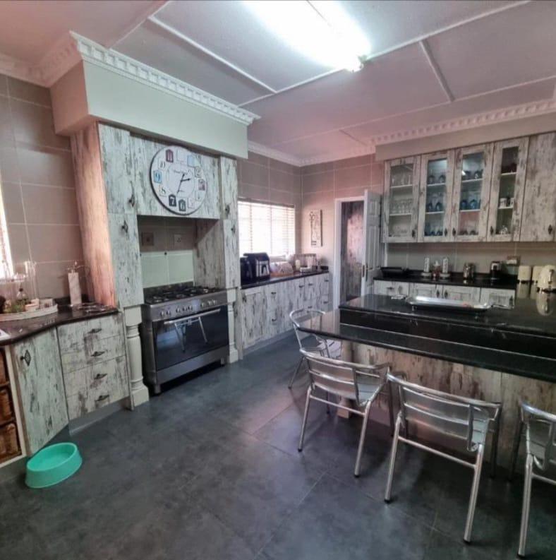 3 Bedroom Property for Sale in Alberante Gauteng