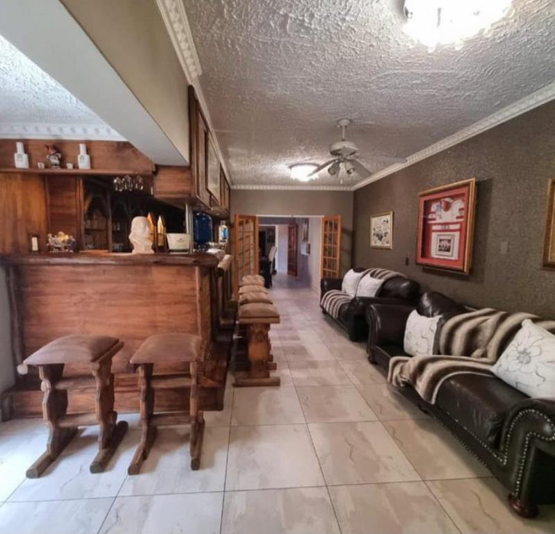 3 Bedroom Property for Sale in Alberante Gauteng