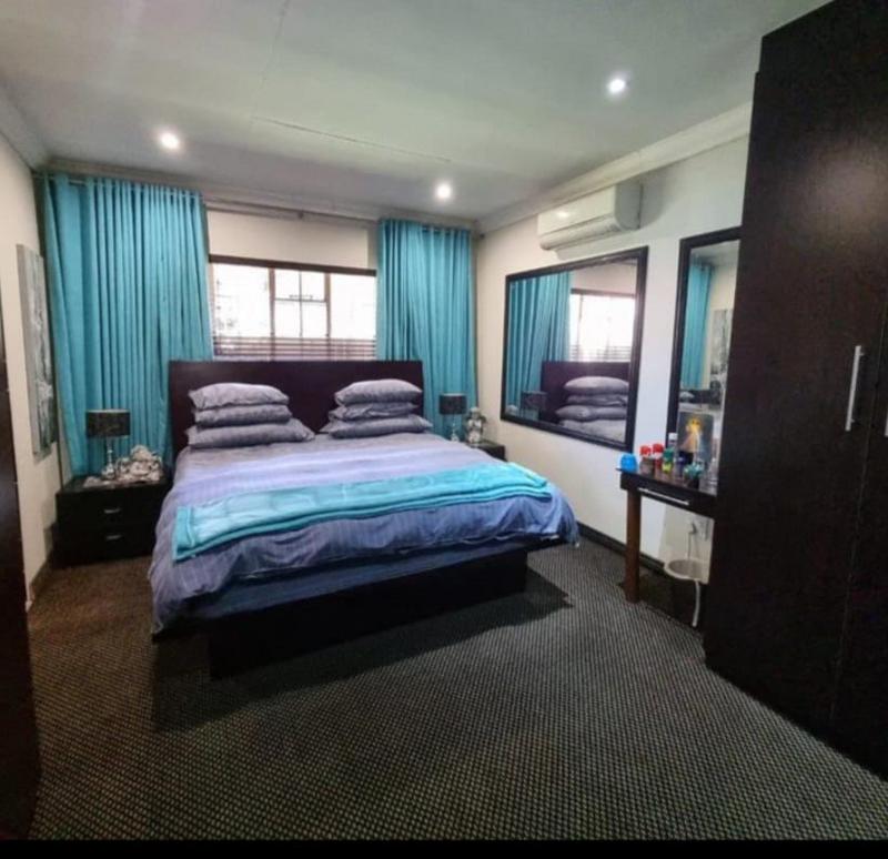 3 Bedroom Property for Sale in Alberante Gauteng