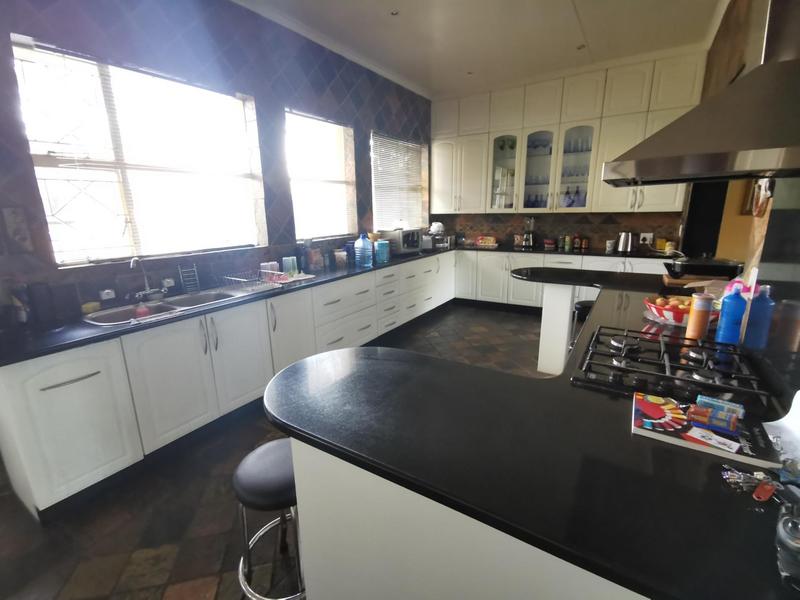 4 Bedroom Property for Sale in Meyerton Central Gauteng