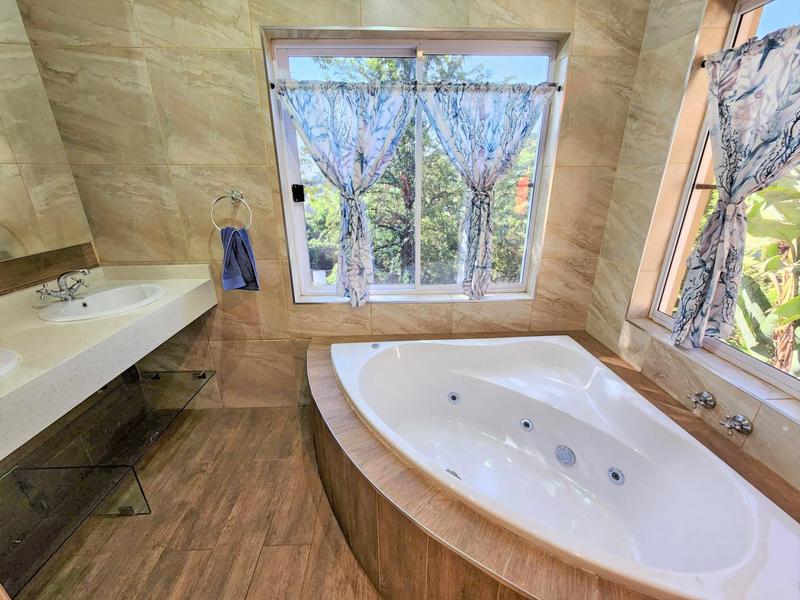4 Bedroom Property for Sale in Waterkloof Glen Gauteng