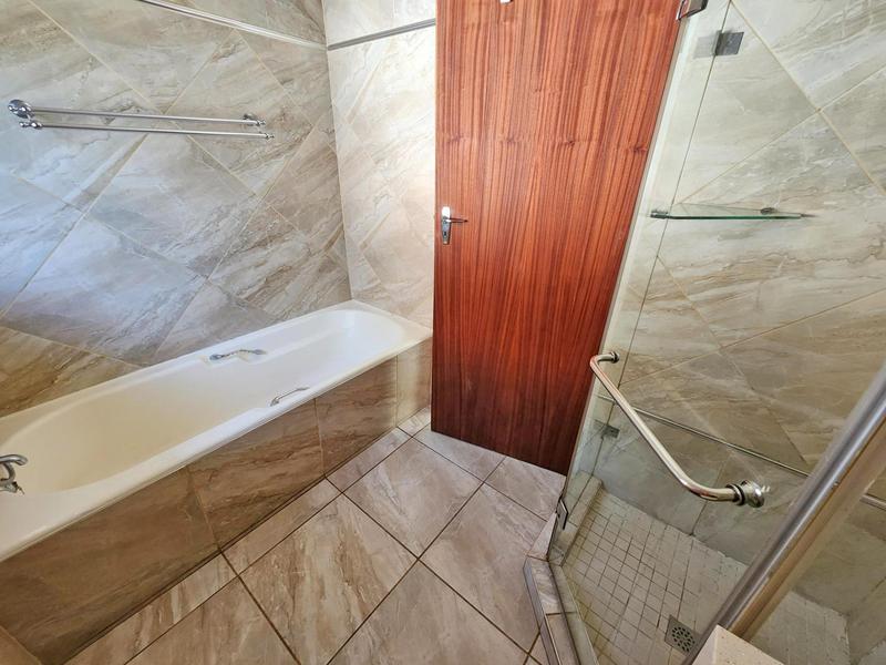 4 Bedroom Property for Sale in Waterkloof Glen Gauteng