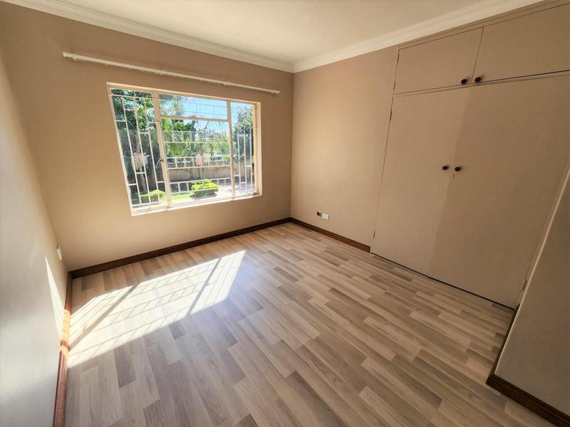 4 Bedroom Property for Sale in Waterkloof Glen Gauteng