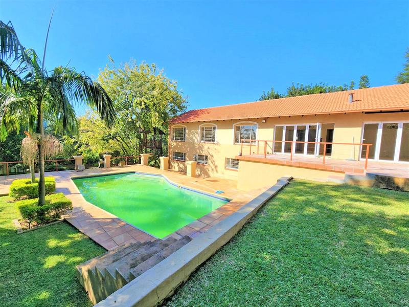 4 Bedroom Property for Sale in Waterkloof Glen Gauteng