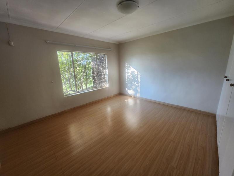 2 Bedroom Property for Sale in Pierre Van Ryneveld Gauteng