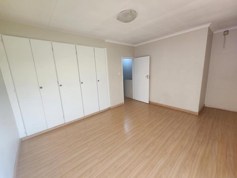 2 Bedroom Property for Sale in Pierre Van Ryneveld Gauteng
