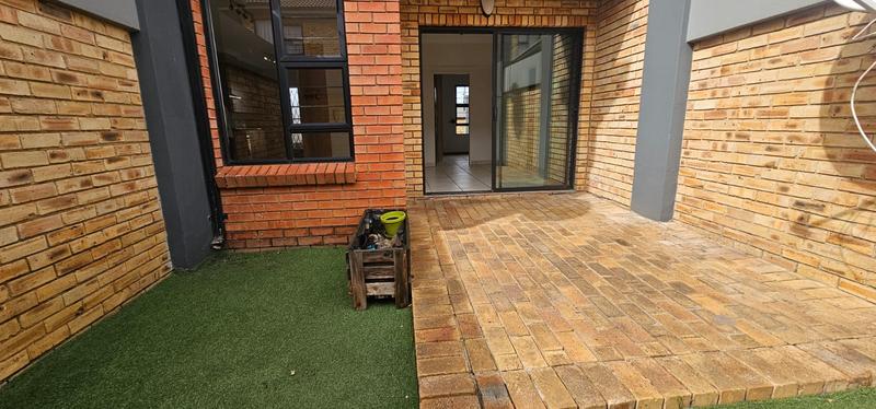 To Let 2 Bedroom Property for Rent in Meyersdal Gauteng