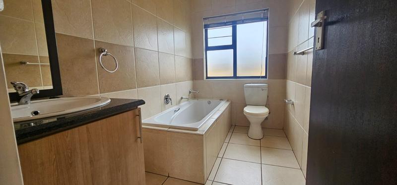 To Let 2 Bedroom Property for Rent in Meyersdal Gauteng