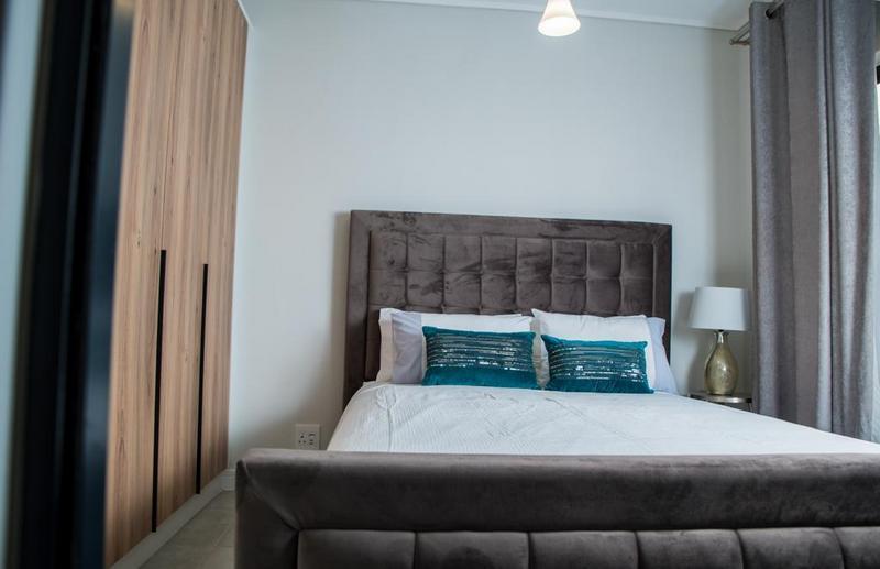 To Let 1 Bedroom Property for Rent in Waterfall Gauteng