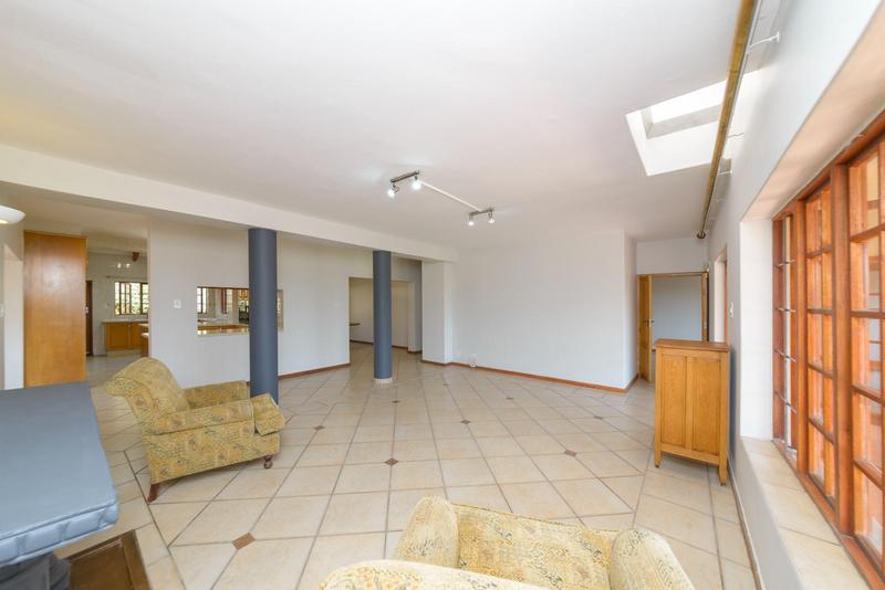 5 Bedroom Property for Sale in Waterkloof Ridge Gauteng
