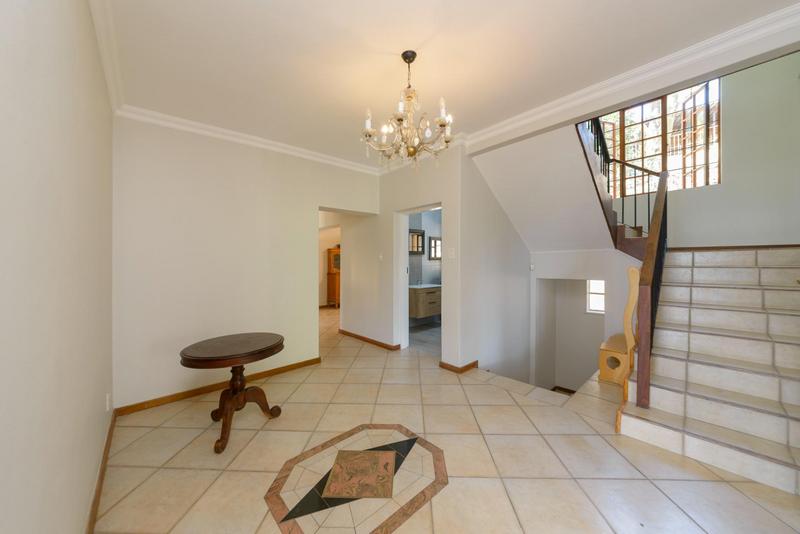 5 Bedroom Property for Sale in Waterkloof Ridge Gauteng