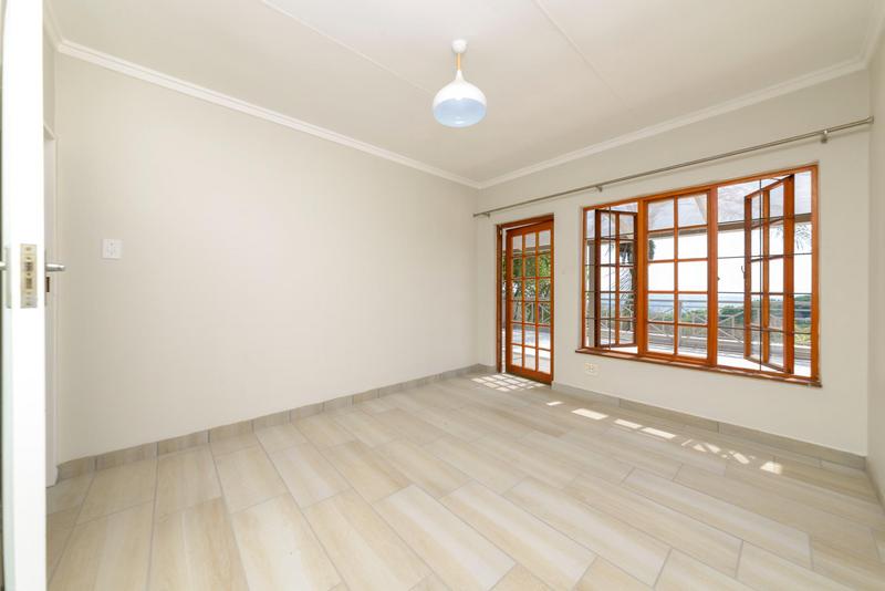 5 Bedroom Property for Sale in Waterkloof Ridge Gauteng