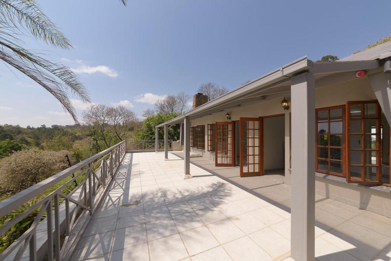 5 Bedroom Property for Sale in Waterkloof Ridge Gauteng
