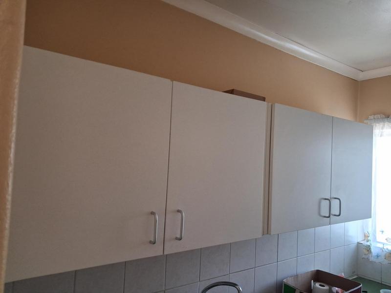 To Let 1 Bedroom Property for Rent in Queenswood Gauteng