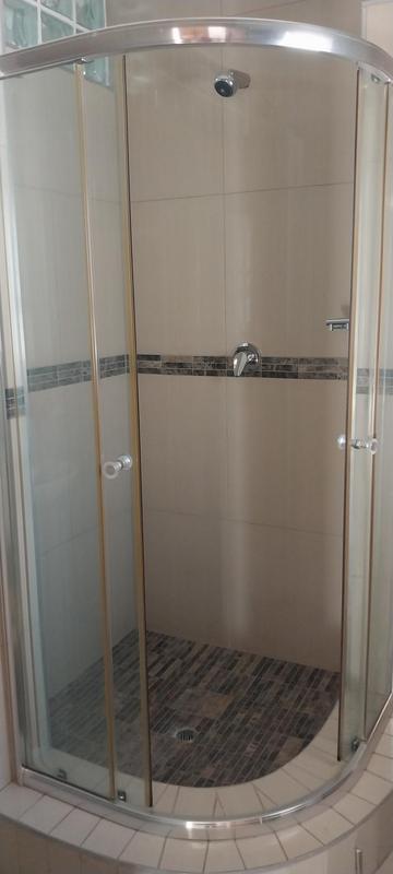 1 Bedroom Property for Sale in Edenvale Gauteng