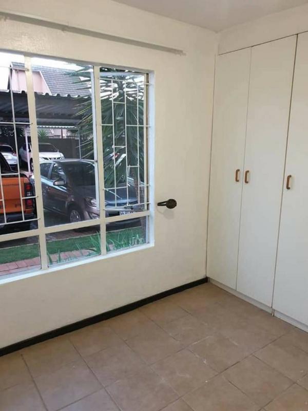 To Let 3 Bedroom Property for Rent in Verwoerdpark Gauteng