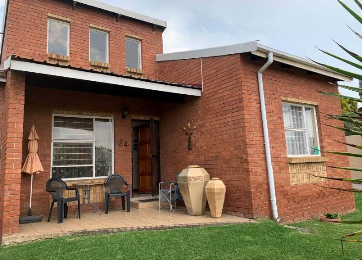 To Let 2 Bedroom Property for Rent in Glen Marais Gauteng
