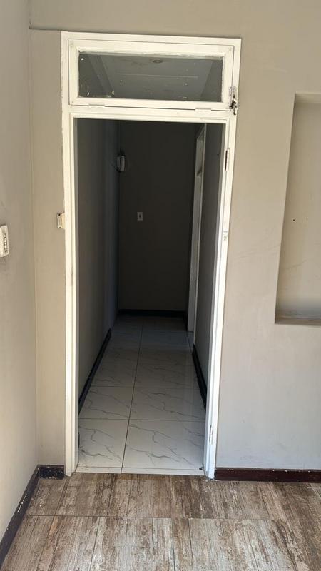 To Let 1 Bedroom Property for Rent in Cyrildene Gauteng