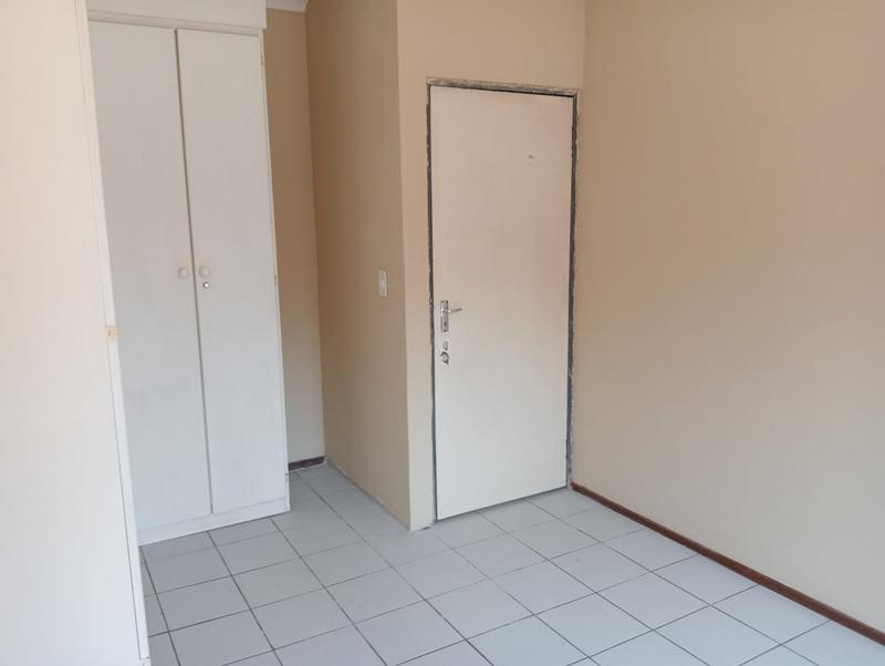To Let 1 Bedroom Property for Rent in Noordwyk Gauteng