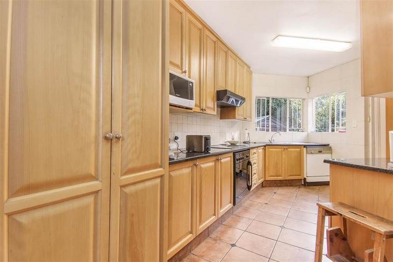 To Let 2 Bedroom Property for Rent in Norwood Gauteng