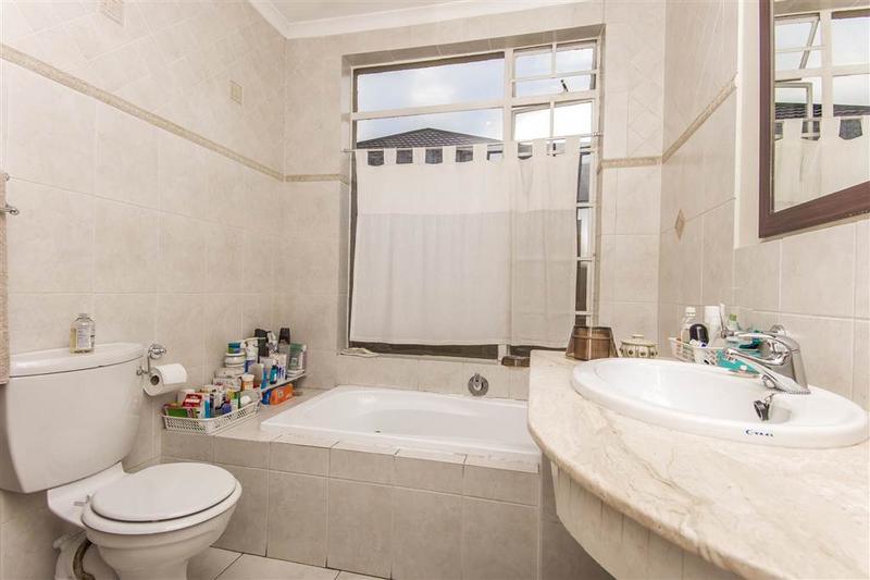 To Let 2 Bedroom Property for Rent in Norwood Gauteng