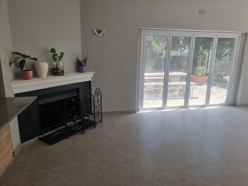 5 Bedroom Property for Sale in Atholl Gauteng