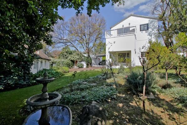 5 Bedroom Property for Sale in Atholl Gauteng