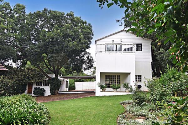 5 Bedroom Property for Sale in Atholl Gauteng