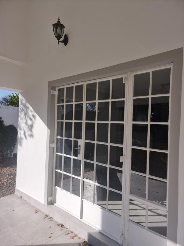 5 Bedroom Property for Sale in Atholl Gauteng
