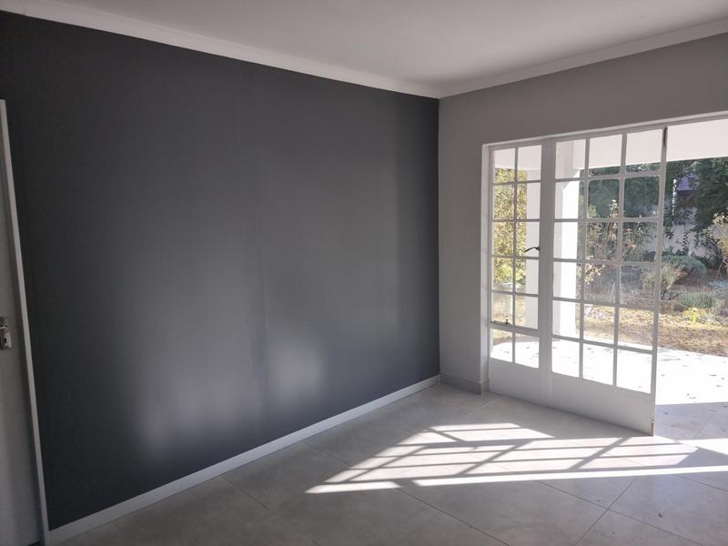 5 Bedroom Property for Sale in Atholl Gauteng