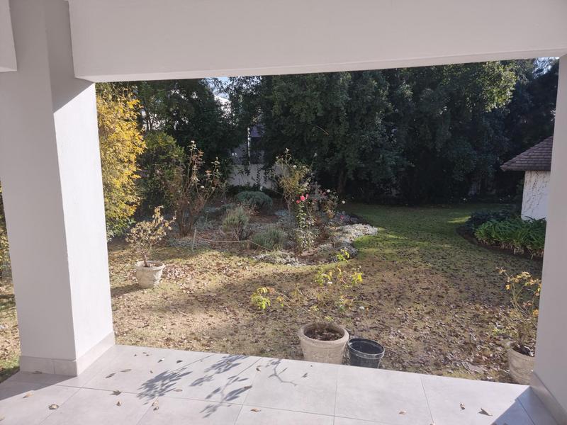 5 Bedroom Property for Sale in Atholl Gauteng