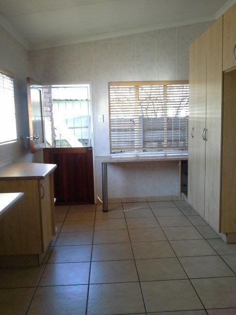 To Let 1 Bedroom Property for Rent in Dalview Gauteng