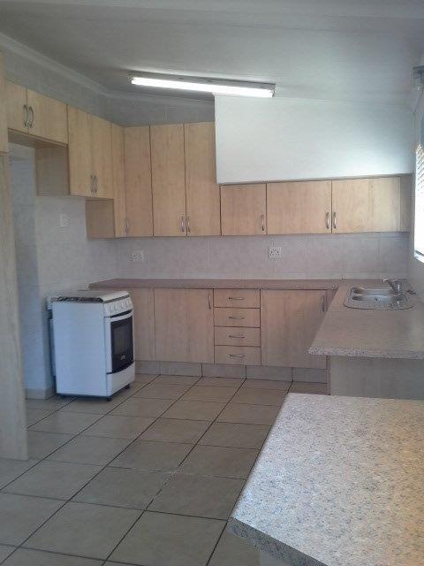 To Let 1 Bedroom Property for Rent in Dalview Gauteng