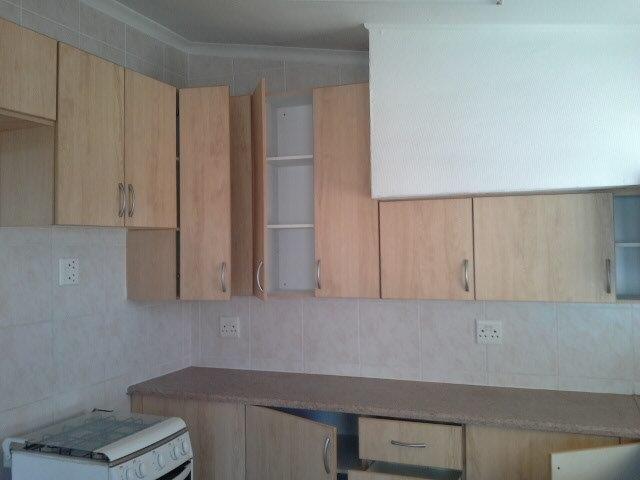 To Let 1 Bedroom Property for Rent in Dalview Gauteng
