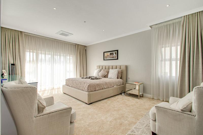 To Let 4 Bedroom Property for Rent in Bryanston Gauteng