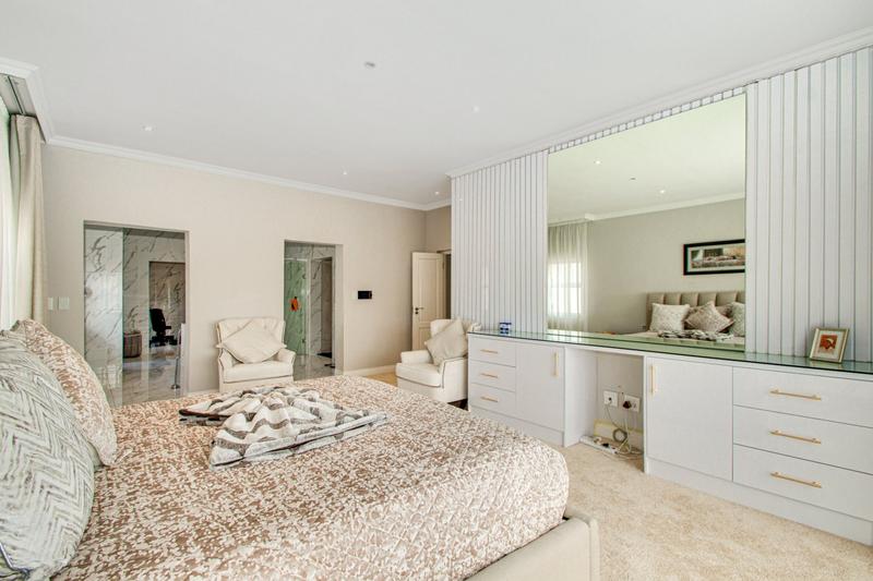 To Let 4 Bedroom Property for Rent in Bryanston Gauteng