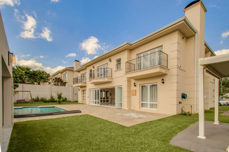 To Let 4 Bedroom Property for Rent in Bryanston Gauteng