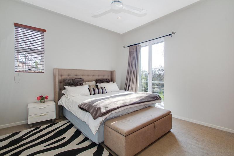 To Let 3 Bedroom Property for Rent in Dainfern Golf Estate Gauteng