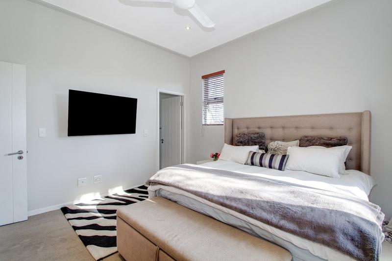 To Let 3 Bedroom Property for Rent in Dainfern Golf Estate Gauteng