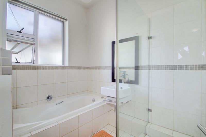 To Let 3 Bedroom Property for Rent in Dainfern Golf Estate Gauteng