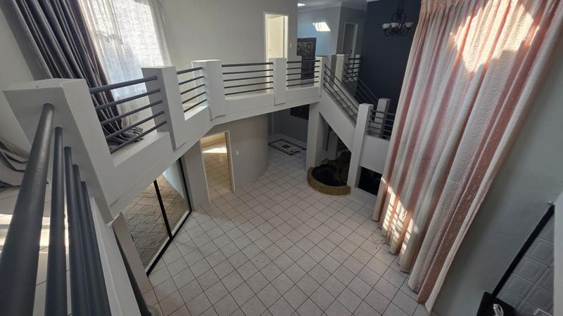 To Let 4 Bedroom Property for Rent in Eldopark Gauteng