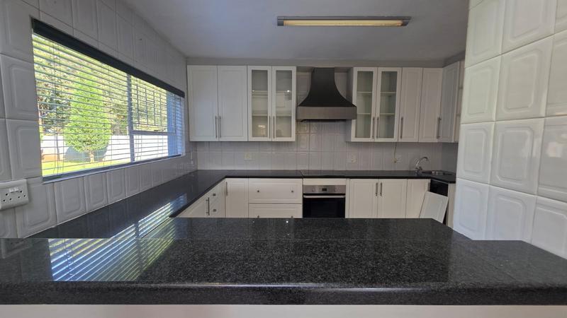 To Let 4 Bedroom Property for Rent in Eldopark Gauteng
