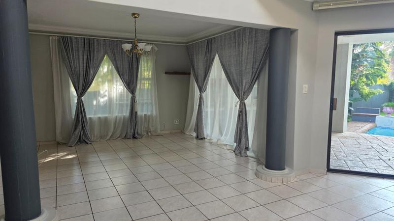 To Let 4 Bedroom Property for Rent in Eldopark Gauteng