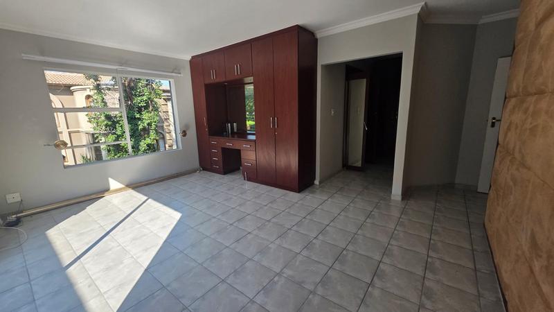 To Let 4 Bedroom Property for Rent in Eldopark Gauteng