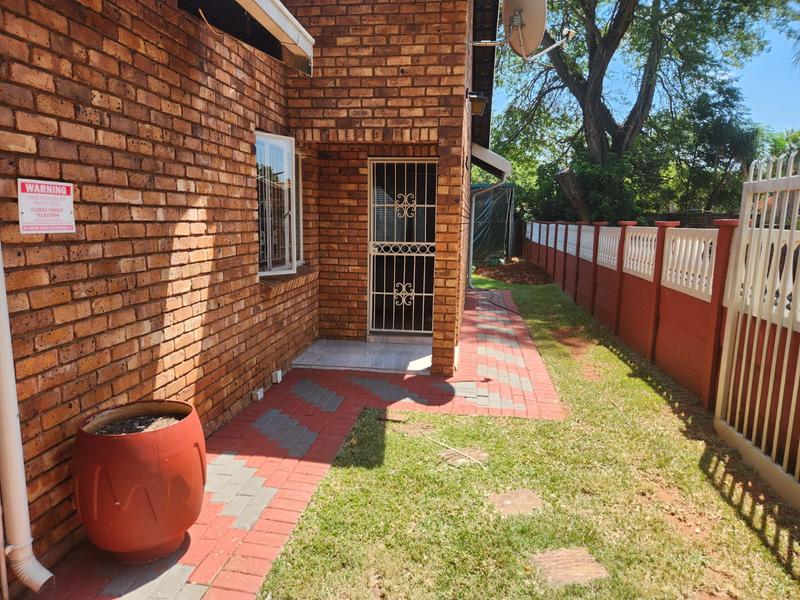 3 Bedroom Property for Sale in Hesteapark Gauteng