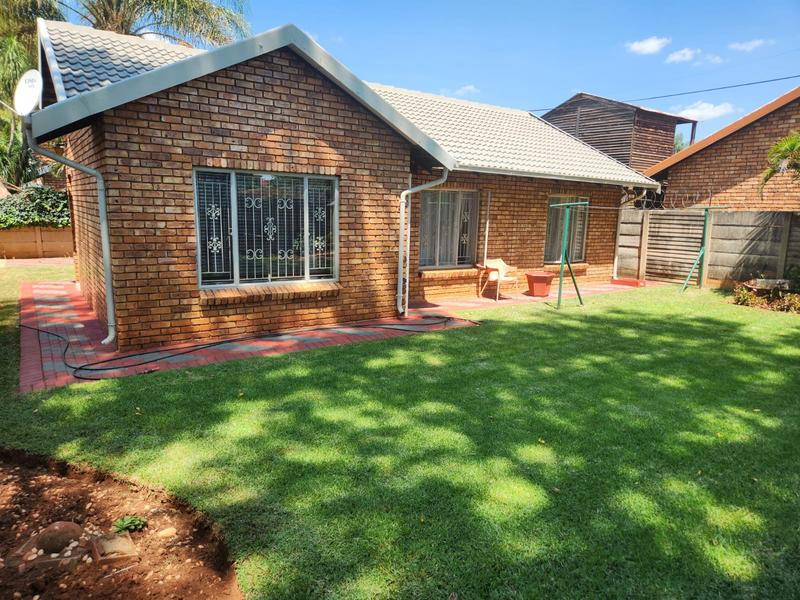 3 Bedroom Property for Sale in Hesteapark Gauteng