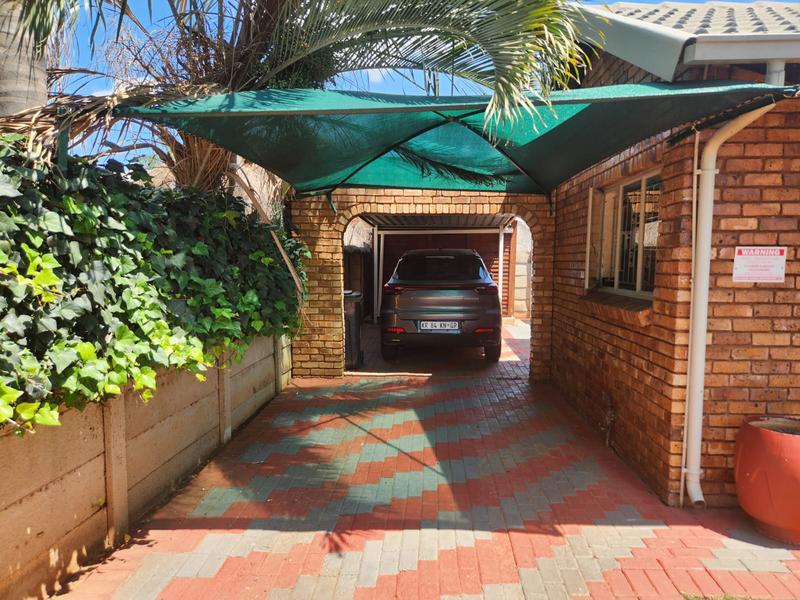3 Bedroom Property for Sale in Hesteapark Gauteng