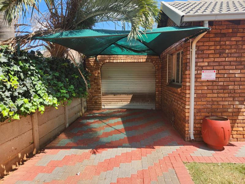 3 Bedroom Property for Sale in Hesteapark Gauteng