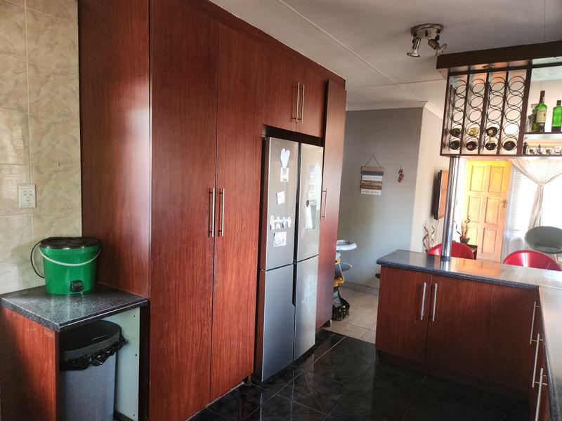 3 Bedroom Property for Sale in Hesteapark Gauteng