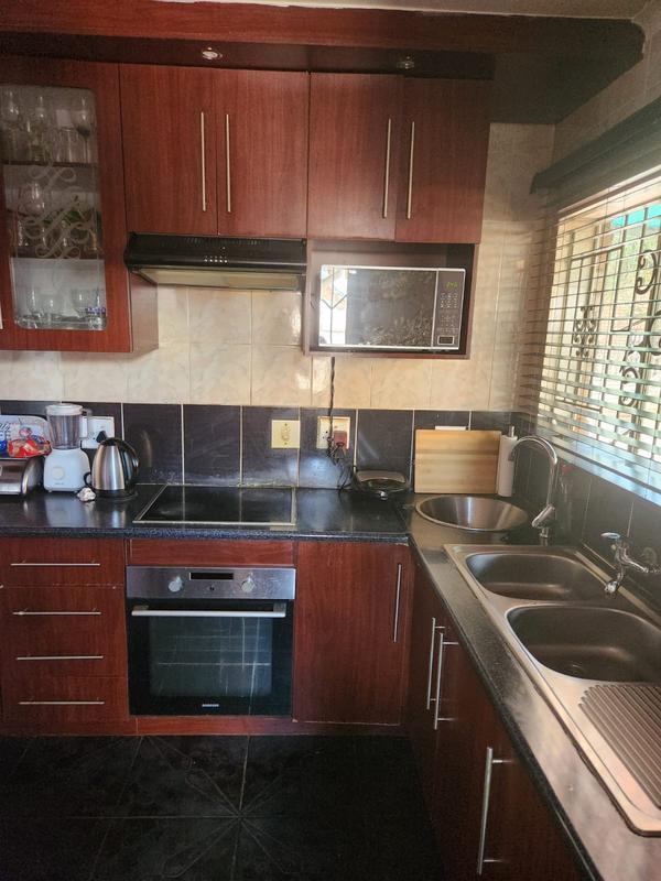 3 Bedroom Property for Sale in Hesteapark Gauteng